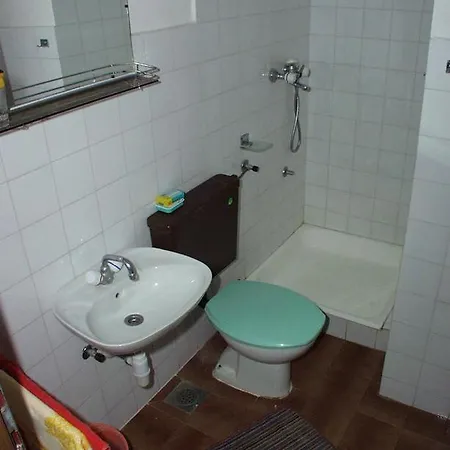 Guest house Triple Luka 441a 3*